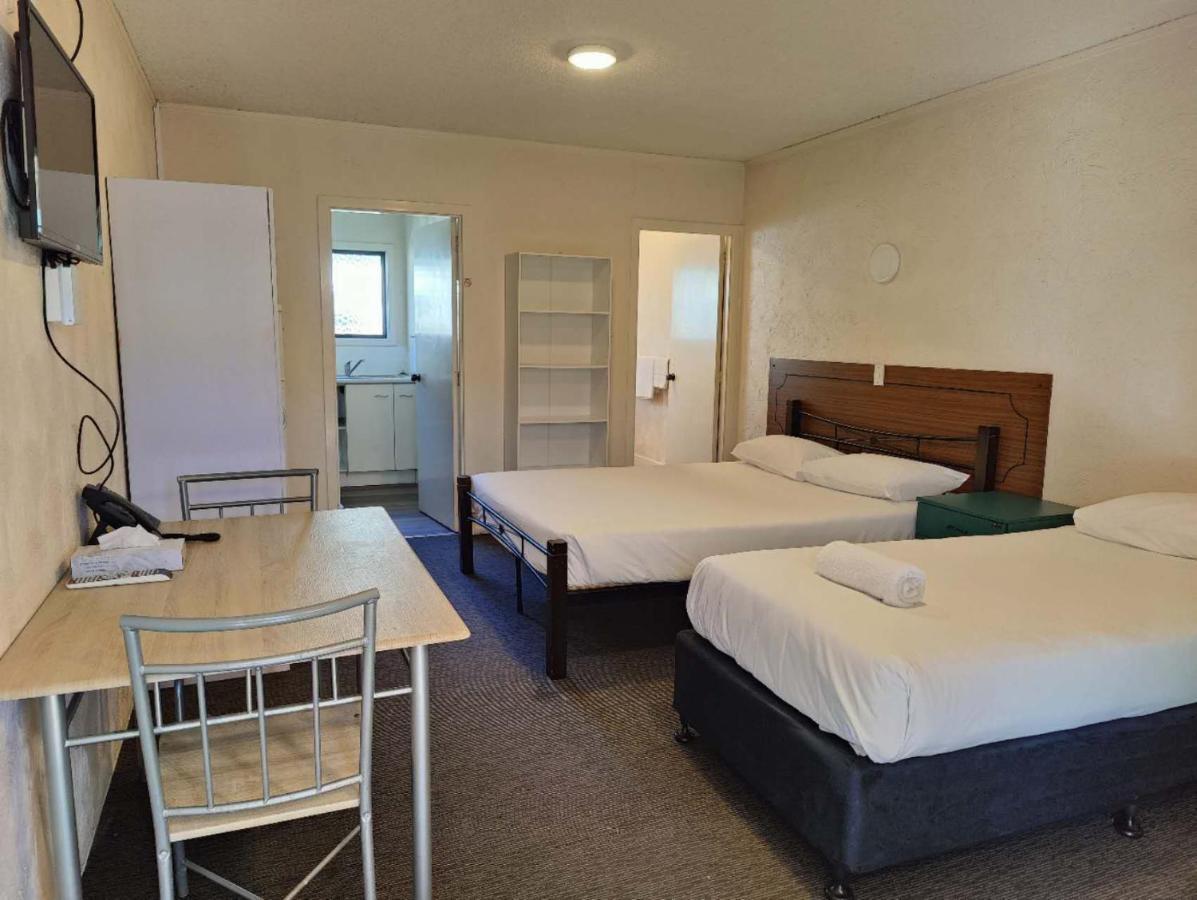 Kings Court Motor Lodge Гамильтон Экстерьер фото